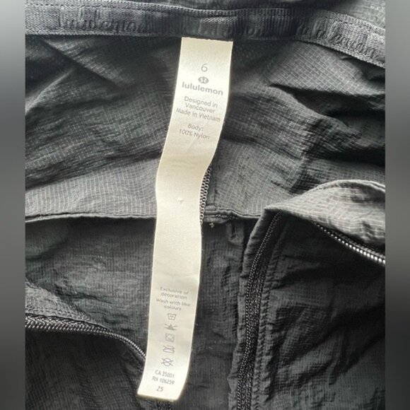 Lululemon Clear Intention Rain Jacket Black Size 6 - Picture 5 of 6